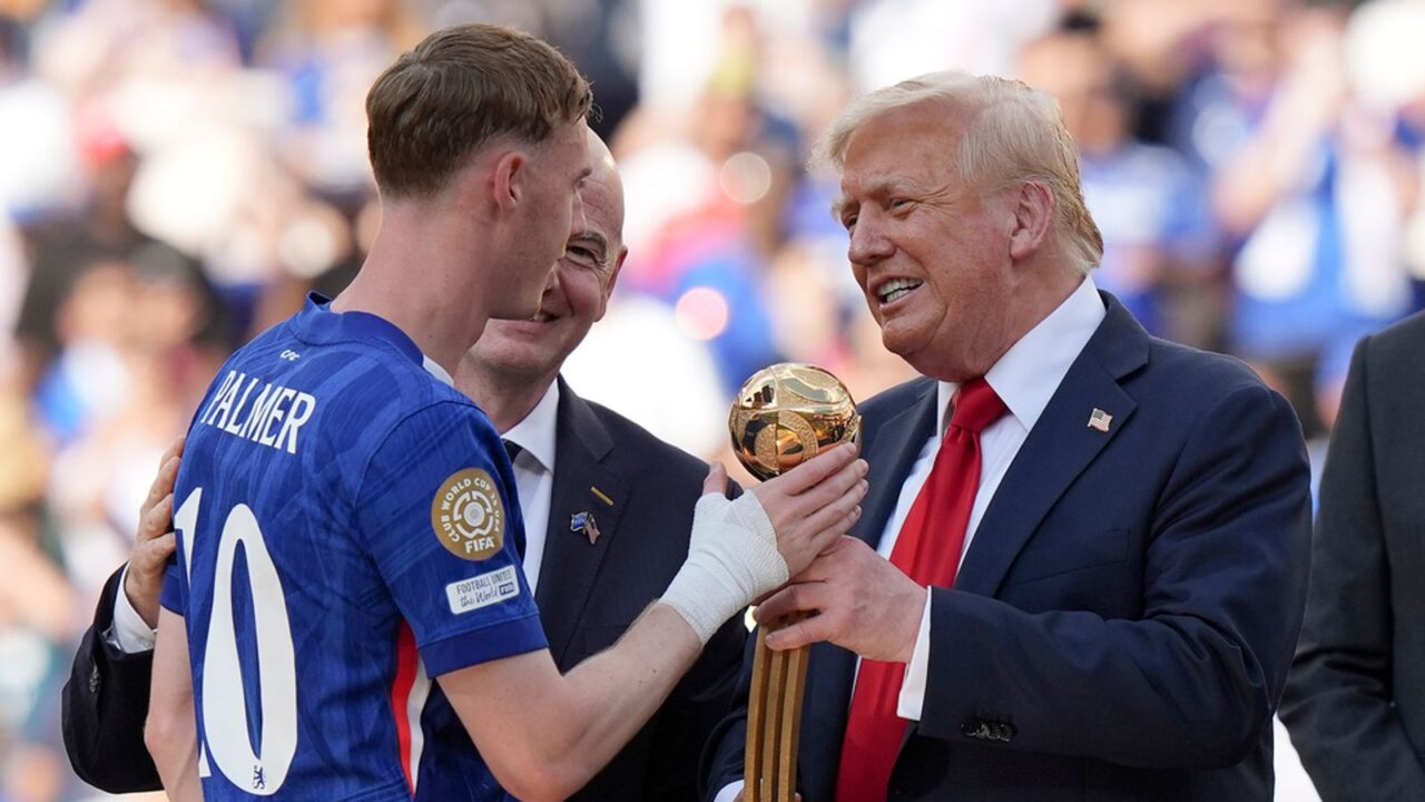 Donald Trump’s Eventful Day at the FIFA Club World Cup Final: Boos, Chelsea’s Glory, and a Medal Mix-Up